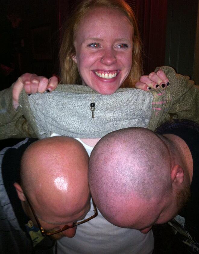 Illustration de l'article : 18 augmentations mammaires horriblement ratées! Grosse pensée aux copains des filles 13, 14 et 17...