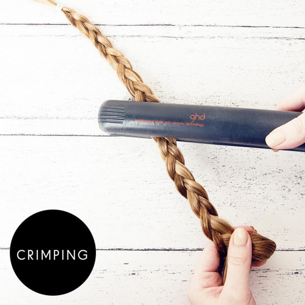 Illustration de l'article : J'étais certaine d'utiliser le Fer à Lisser correctement, mais plus après ces 12 astuces...