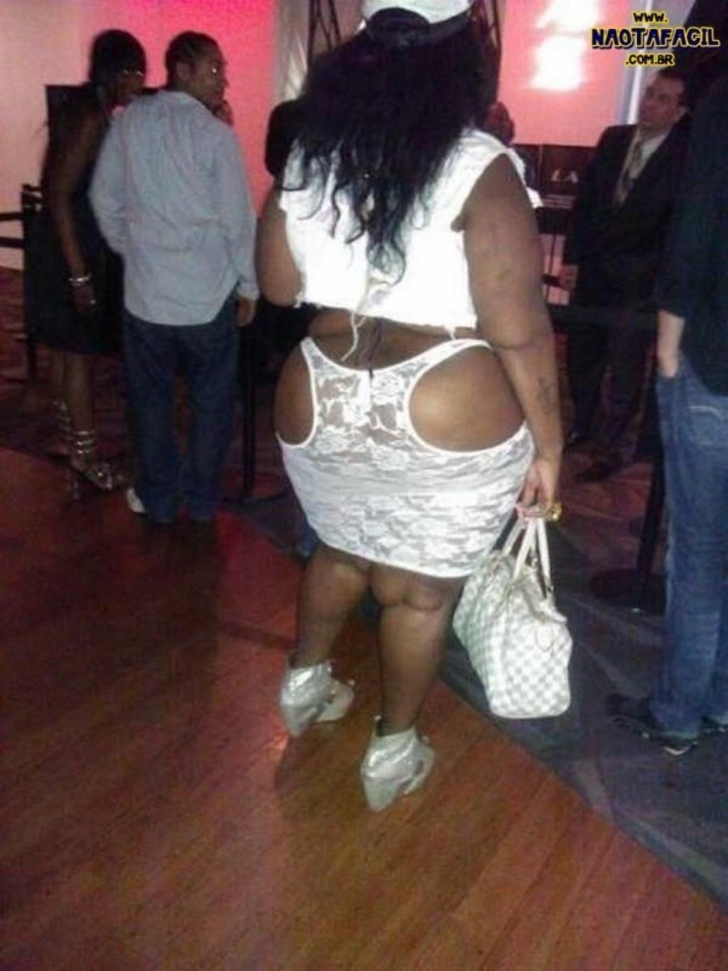 Illustration de l'article : Voilà Ce Qui Se Passe Quand On Sort Sans Se Regarder Dans Le Miroir... (12 Photos)