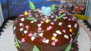 Illustration : "Dessert: Gâteau d'anniversaire au chocolat!"