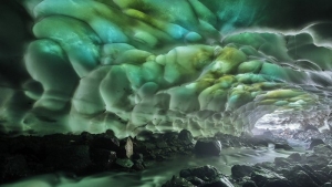 Illustration : "14 grottes parmi les plus impressionnantes au monde! "
