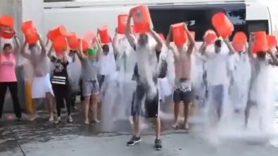 Illustration : 10 stars qui ont relevé le défi Ice Bucket Challenge