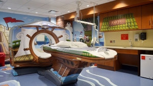 Illustration : "Pour rassurer les enfants malades, cet hôpital à apporté quelques modifications à son scanner!"