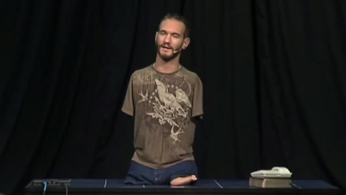 Sans bras ni jambes, cet homme