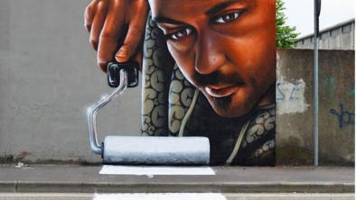 Illustration : "Ces fresques murales de street-art interactives semblent ressortir des murs... Un travail impressionnant ! "