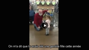 Illustration : "Une petite fille confond le père Noël et ce vieux monsieur dans un magasin... La suite de la scène est ADORABLE !"