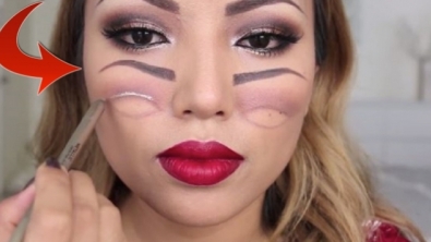 Illustration : "Halloween : Avec des sourcils sur la joue et moins de 4 minutes, vous pouvez réaliser ce maquillage troublant. Une valeur sûre !"
