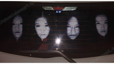 Illustration : "En Chine, ils ont la solution contre les conducteurs qui vous vous éblouissent en vous collant de nuit. 12 autocollants photosensibles!"