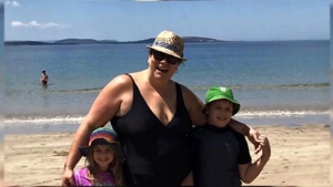 Image illustrant l'article Le mari prend le cliché mais si on regarde de plus près, ça va bien plus loin qu'une photo de famille !