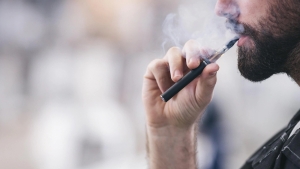 Image illustrant l'article Cigarette électronique : les astuces pour vapoter plus sainement