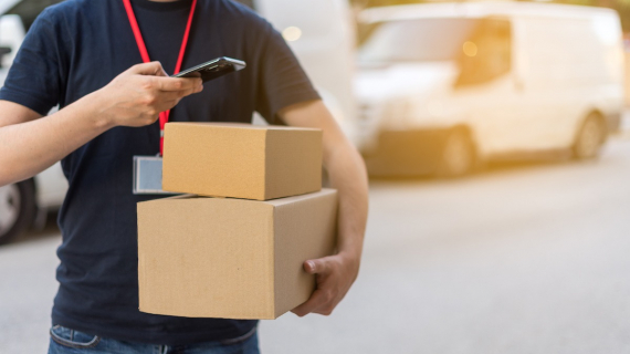 Illustration : Arnaque au colis : de plus en plus sophistiquée et risquée, voici comment la repérer